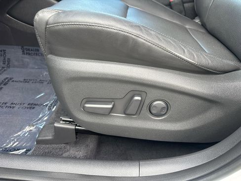 Used 2019 Hyundai Tucson Limited w/ Cargo Package AWD/4WD image 12