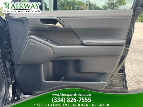 Used 2024 Lexus GX 550 w/ Accessory Package (Z1) AWD/4WD image 33