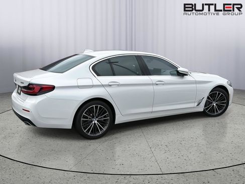Used 2023 BMW 530i w/ Premium Package RWD image 6