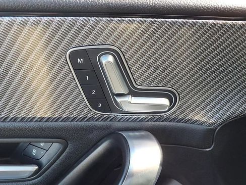 Used 2025 Mercedes-Benz CLA 250 4MATIC image 13