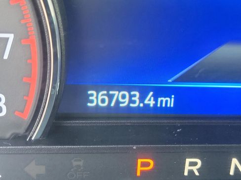 Used 2023 Ford Explorer XLT w/ Equipment Group 202A image 28