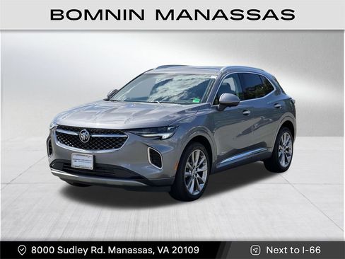 Used 2022 Buick Envision Avenir w/ Technology Package II image 3