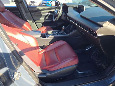 Used 2024 MAZDA MAZDA3 s image 7