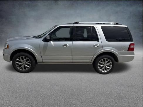 Used 2016 Ford Expedition Limited w/ Equipment Group 301A RWD image 5