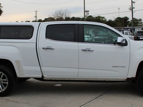 Used 2016 GMC Canyon SLT image 6