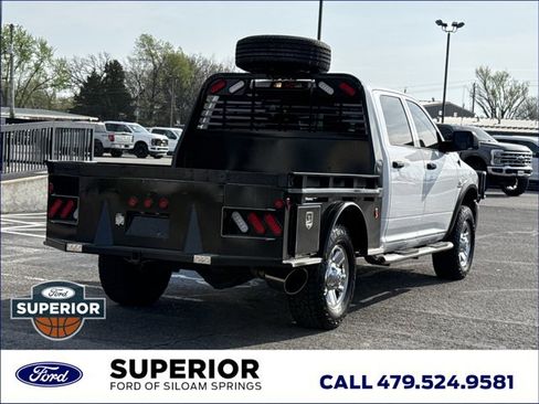 Used 2018 RAM 2500 Tradesman w/ Chrome Appearance Group image 3