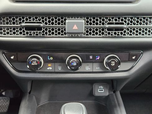 Used 2025 Honda HR-V Sport image 18