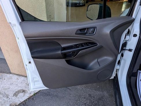 Used 2020 Ford Transit Connect XL image 18