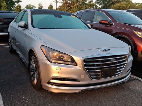 Used 2015 Hyundai Genesis 3.8 w/ Option Group 04 AWD/4WD image 5