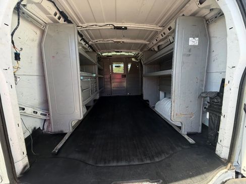Used 2019 Chevrolet Express 2500 w/ Driver Convenience Package RWD image 24