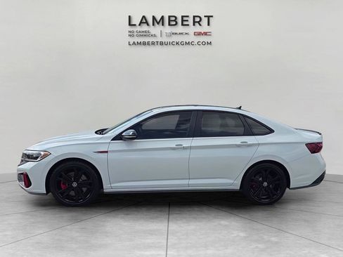 Used 2022 Volkswagen Jetta GLI Autobahn FWD image 2
