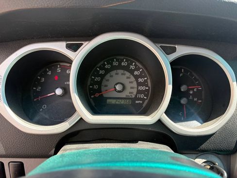 Used 2004 Toyota 4Runner Sport AWD/4WD image 21
