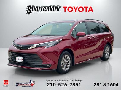 Certified 2026 Toyota Sienna XLE