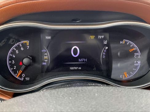 Used 2017 Jeep Grand Cherokee Summit AWD/4WD image 26