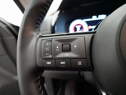 Certified 2024 Nissan Pathfinder Platinum w/ Cargo Package image 19