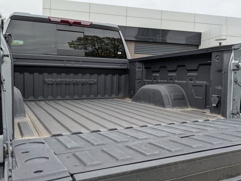 Used 2023 GMC Sierra 1500 Denali AWD/4WD image 25