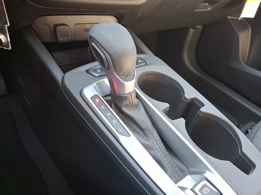 New 2026 Chevrolet Trax LS w/ LS Convenience Package FWD image 7