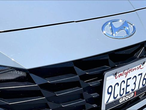 Used 2023 Hyundai Elantra Blue FWD image 29