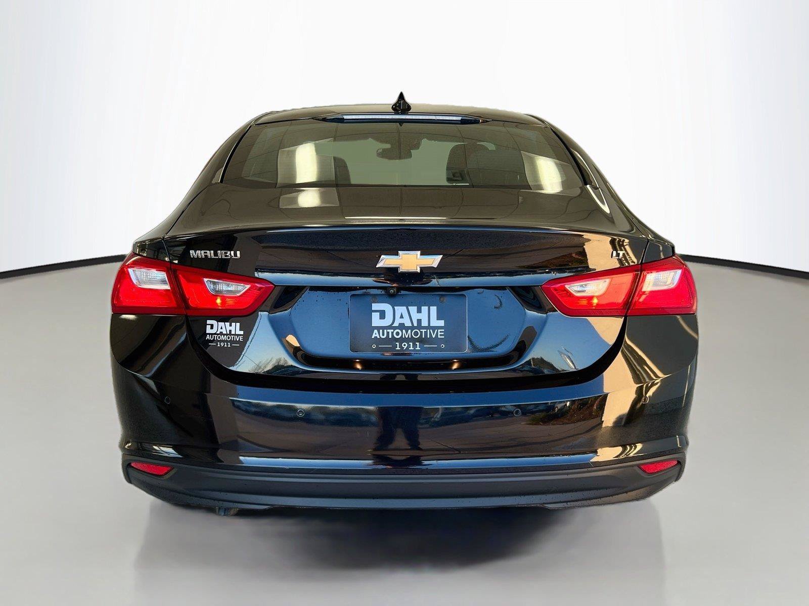 Used 2024 Chevrolet Malibu LT FWD image 12