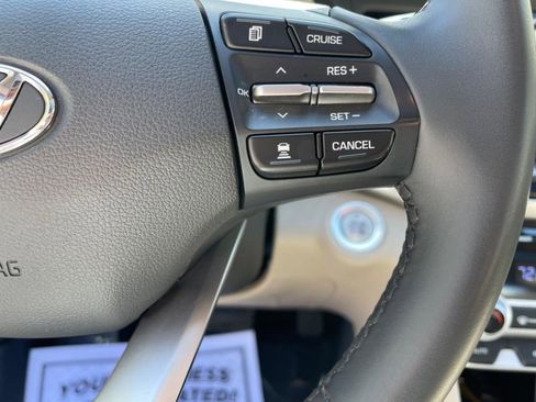Used 2020 Hyundai Elantra Limited w/ Ultimate Package 03 image 22