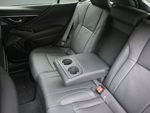 Used 2025 Subaru Outback Limited image 19