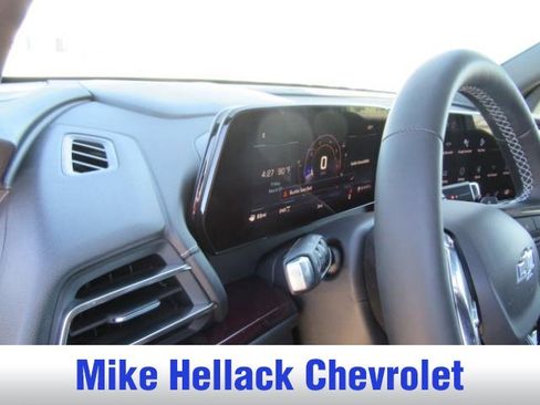 New 2026 Chevrolet Traverse Z71 w/ Driver Confidence Package AWD/4WD image 15
