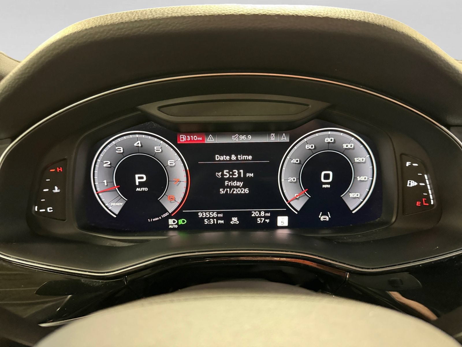 Used 2019 Audi Q8 Premium Plus w/ Premium Plus AWD/4WD image 20