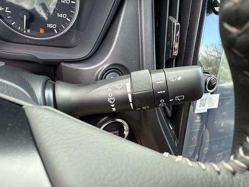 New 2026 Subaru Forester Premium AWD/4WD image 34