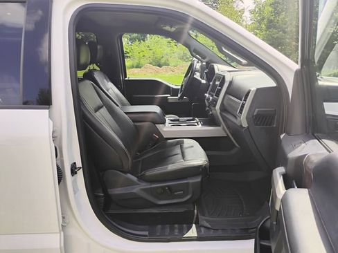 Used 2020 Ford F350 Lariat w/ Lariat Ultimate Package AWD/4WD image 31