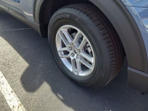 New 2026 Ford Explorer Active image 10