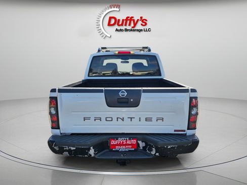 Used 2004 Nissan Frontier S/C image 14