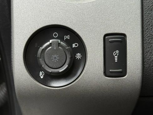 Used 2012 Ford F250 Lariat image 13