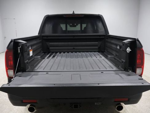 Used 2025 Honda Ridgeline RTL image 4