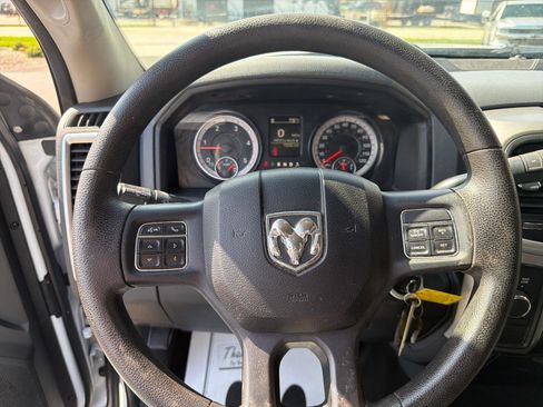 Used 2017 RAM 2500 SLT image 10