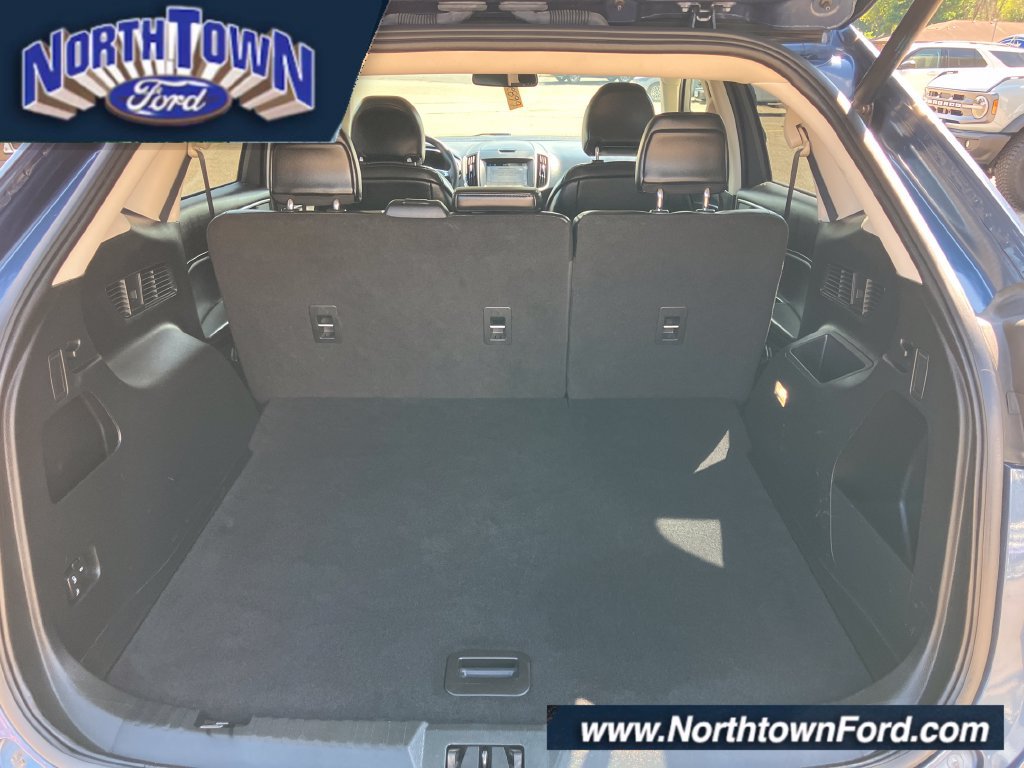 Used 2019 Ford Edge SEL w/ Equipment Group 201A AWD/4WD image 19