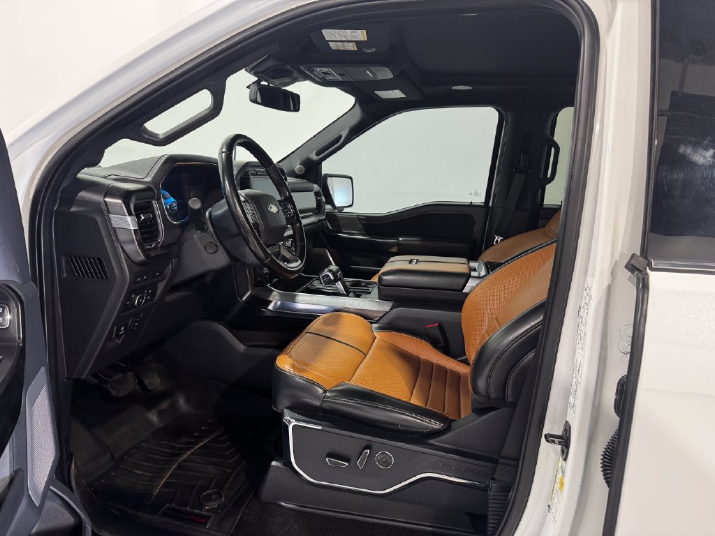 Used 2021 Ford F150 Platinum w/ FX4 Off-Road Package AWD/4WD image 17