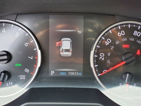 Used 2021 Toyota RAV4 XLE image 15