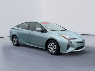 Used 2017 Toyota Prius Three video 1