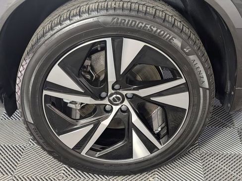 Used 2023 Volvo XC90 T8 Plus w/ Protection Package Premier image 8