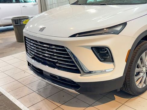 New 2025 Buick Enclave Preferred w/ Power Package image 46