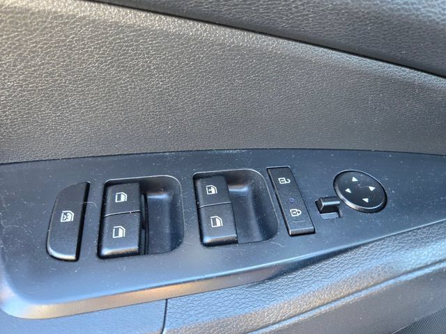 Used 2023 Kia Sportage LX AWD/4WD image 40