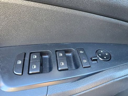 Used 2023 Kia Sportage LX AWD/4WD image 40