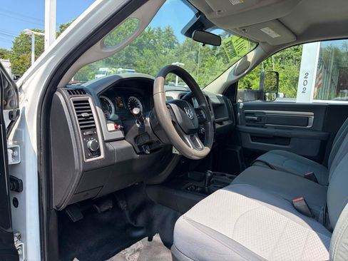 Used 2014 RAM 5500 Tradesman w/ Power & Remote Entry Group AWD/4WD image 19