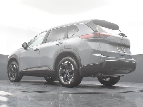New 2026 Nissan Rogue SV w/ SV Premium Package image 30