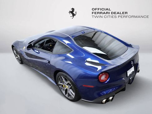 Certified 2016 Ferrari F12 Berlinetta image 5