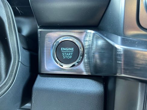 New 2026 Ford F350 Lariat w/ Black Appearance Package image 31