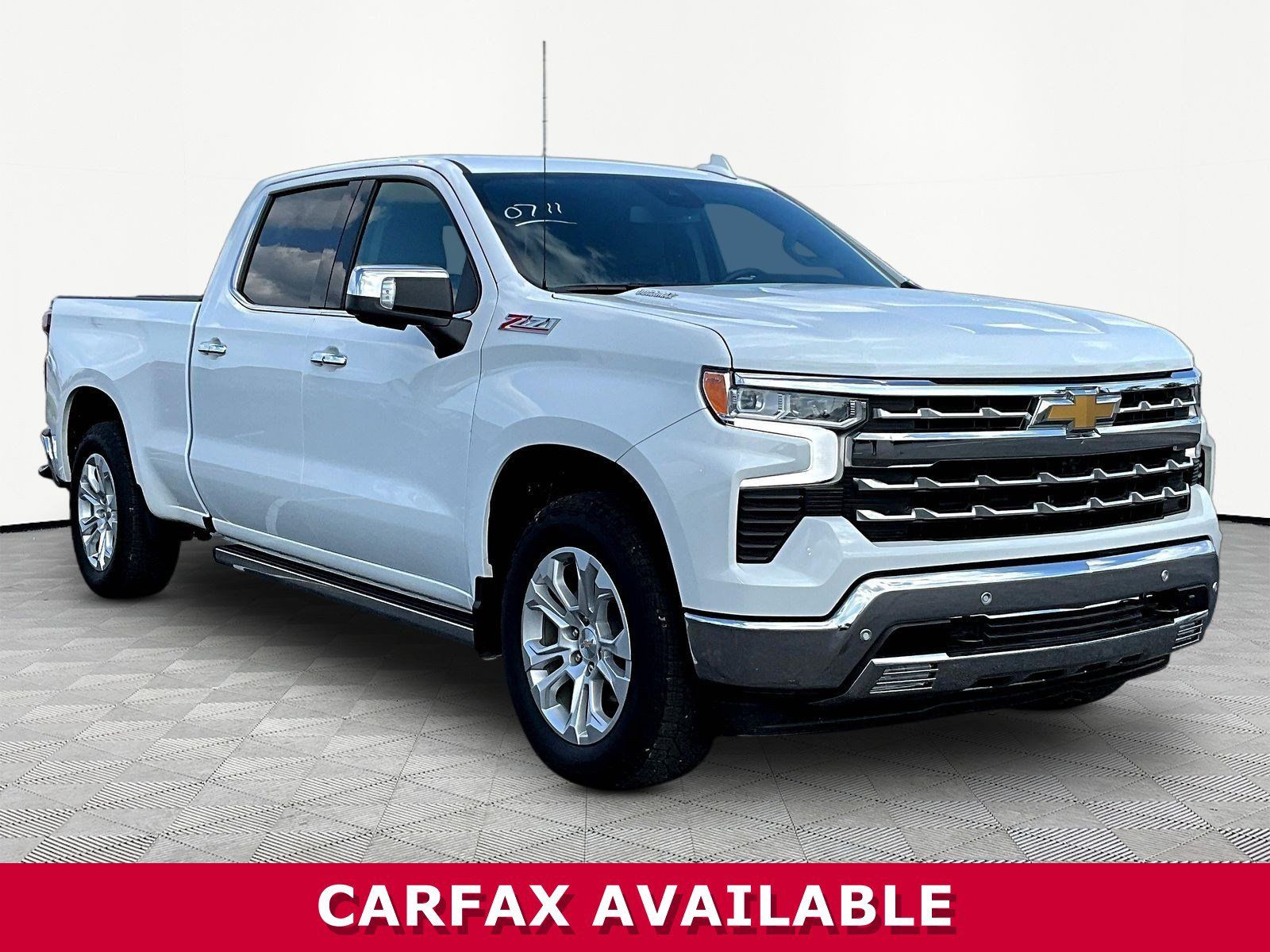 Used 2023 Chevrolet Silverado 1500 LTZ AWD/4WD image 3