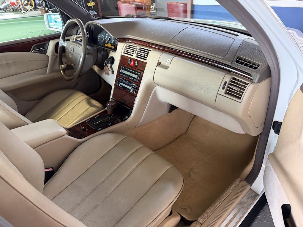 Used 1996 Mercedes-Benz E 300 Sedan image 12