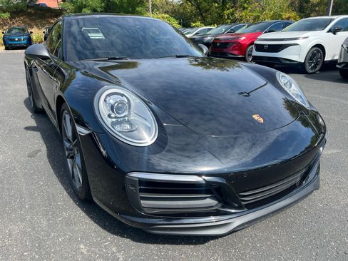 Used 2018 Porsche 911 Carrera T image 46