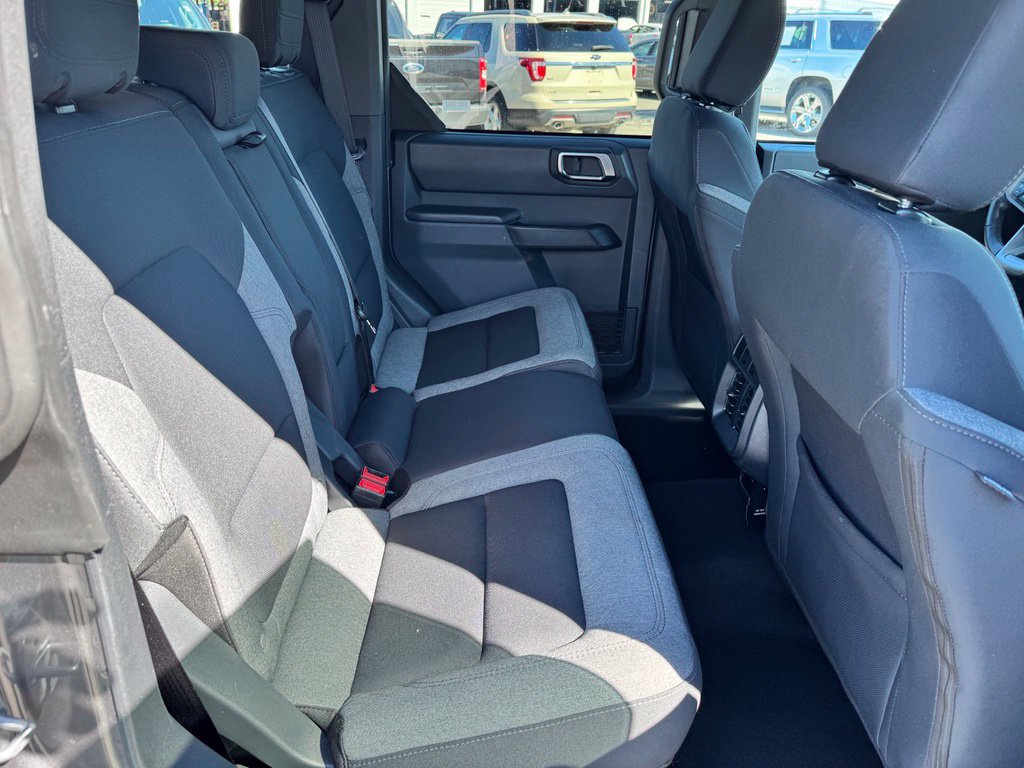Used 2025 Ford Bronco Big Bend AWD/4WD image 29